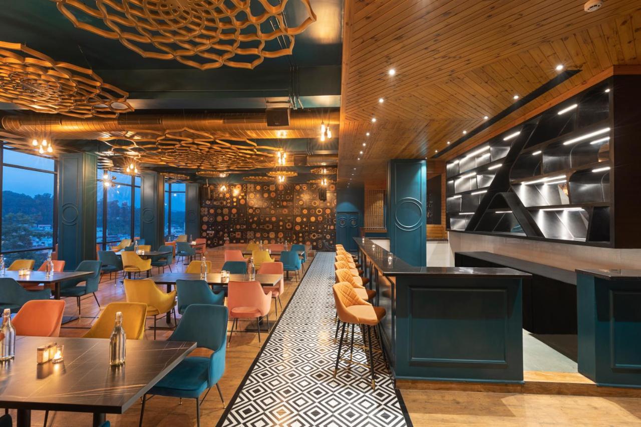 Clarion Hotel Dehradun Eksteriør bilde