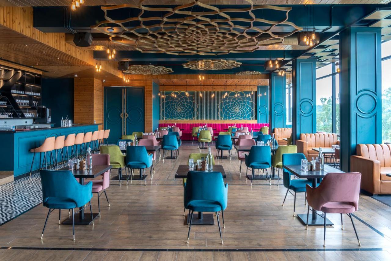 Clarion Hotel Dehradun Eksteriør bilde