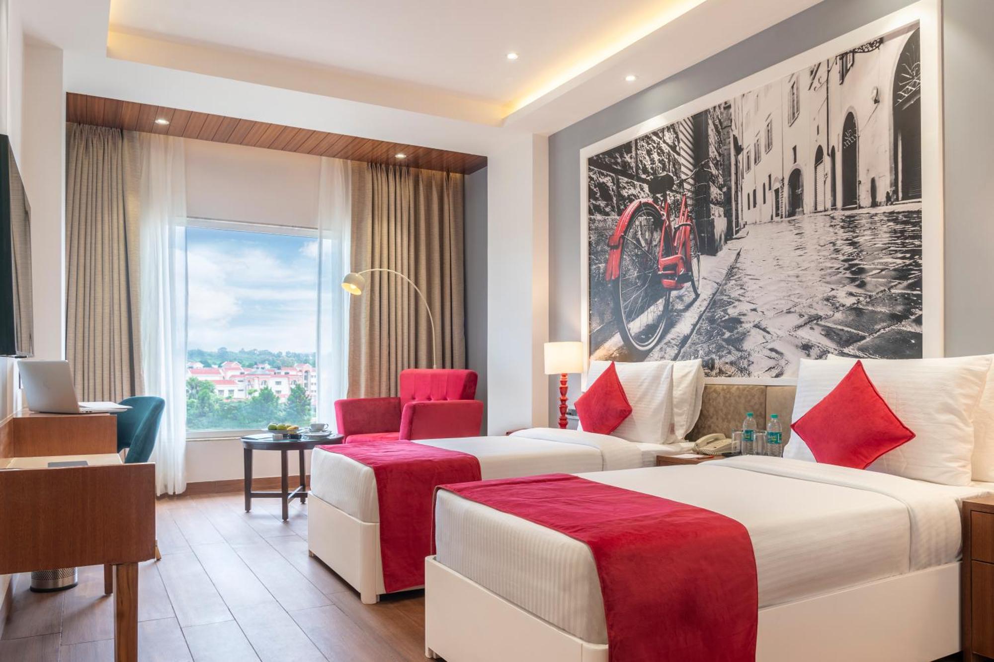 Clarion Hotel Dehradun Eksteriør bilde