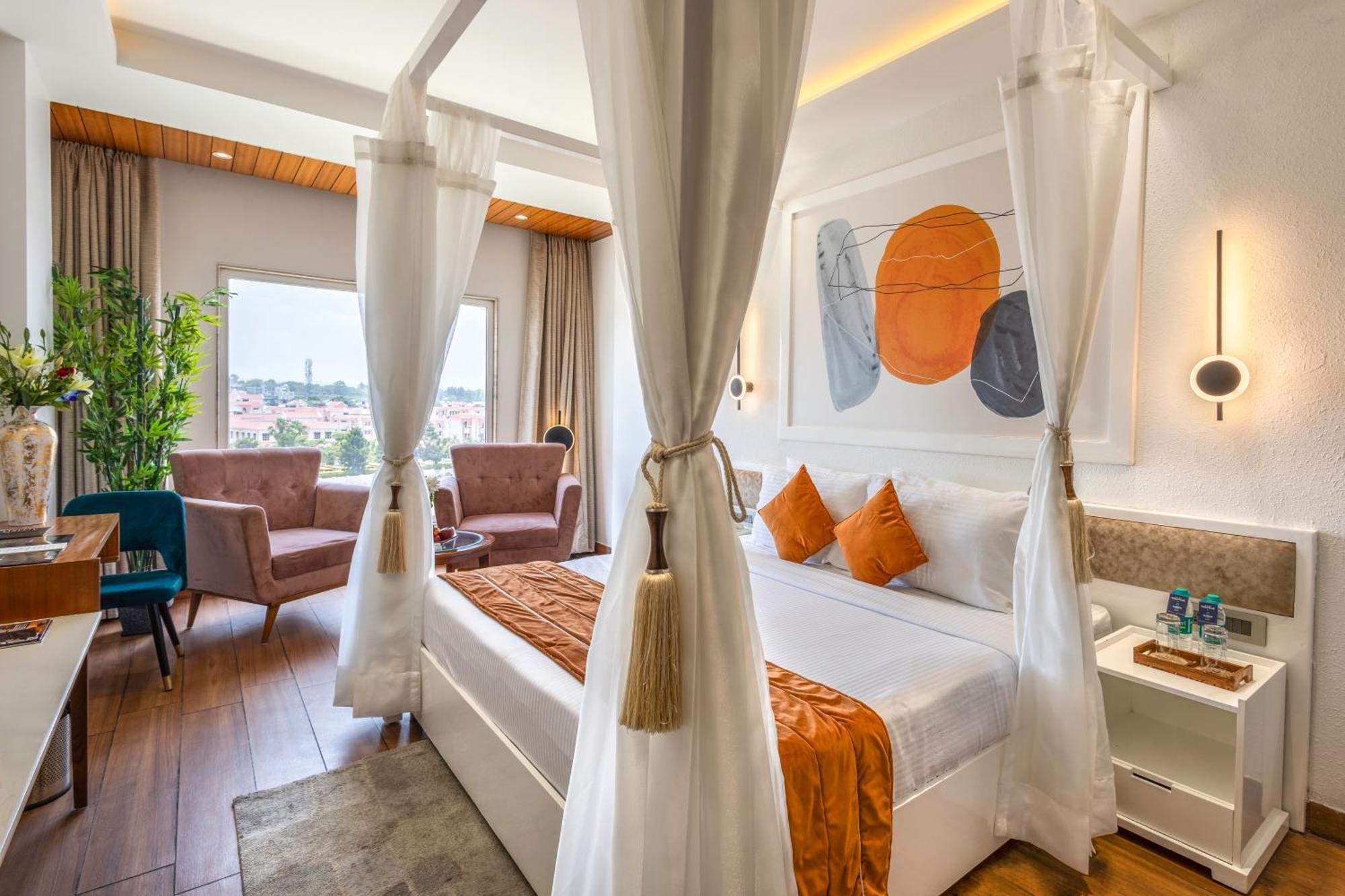 Clarion Hotel Dehradun Eksteriør bilde